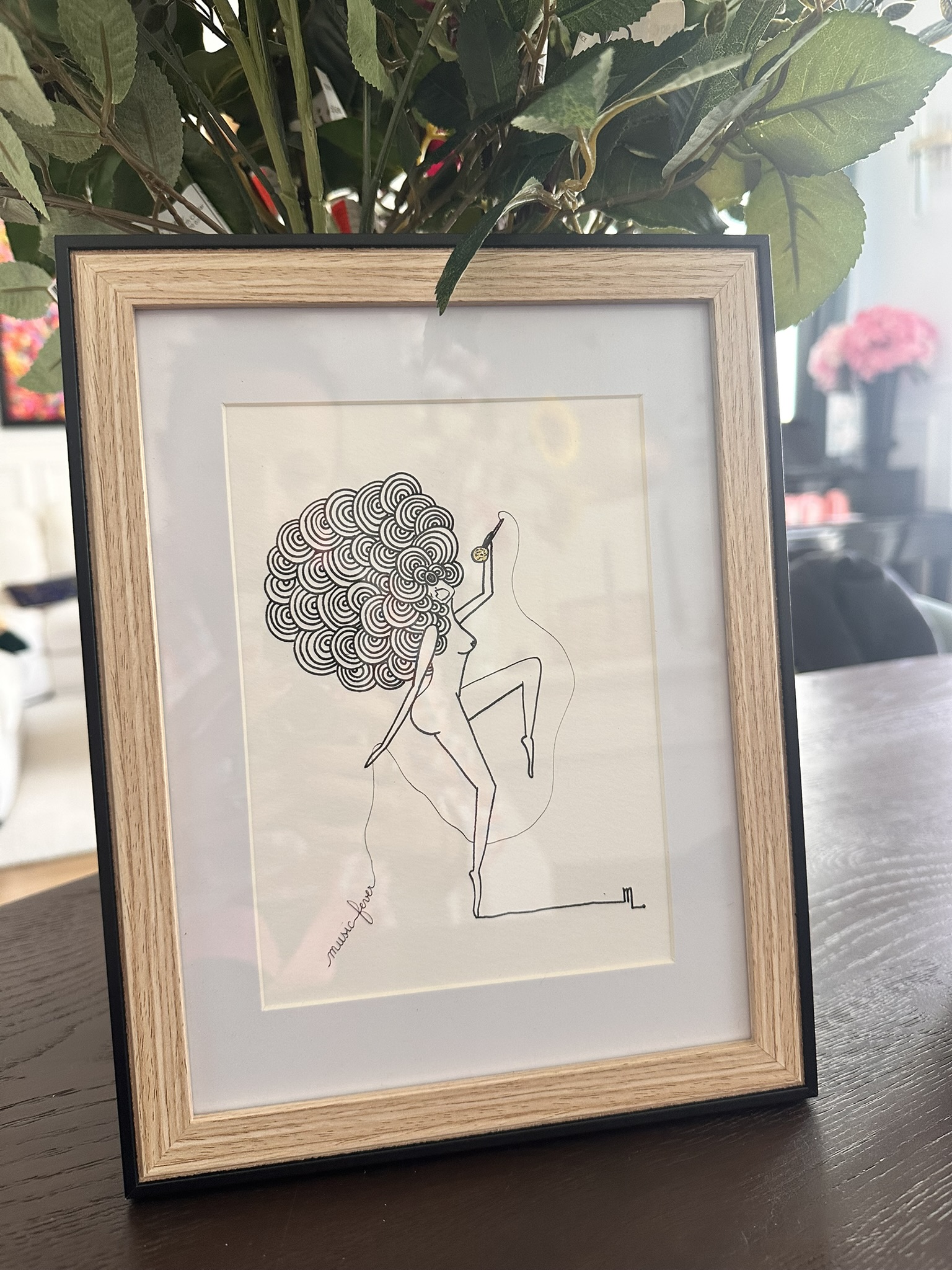 "Music Fever" aime balancer de la voix, dessin de la collection Libérée chez © Les P'tits Q libérés by Mademoiselle Louison®