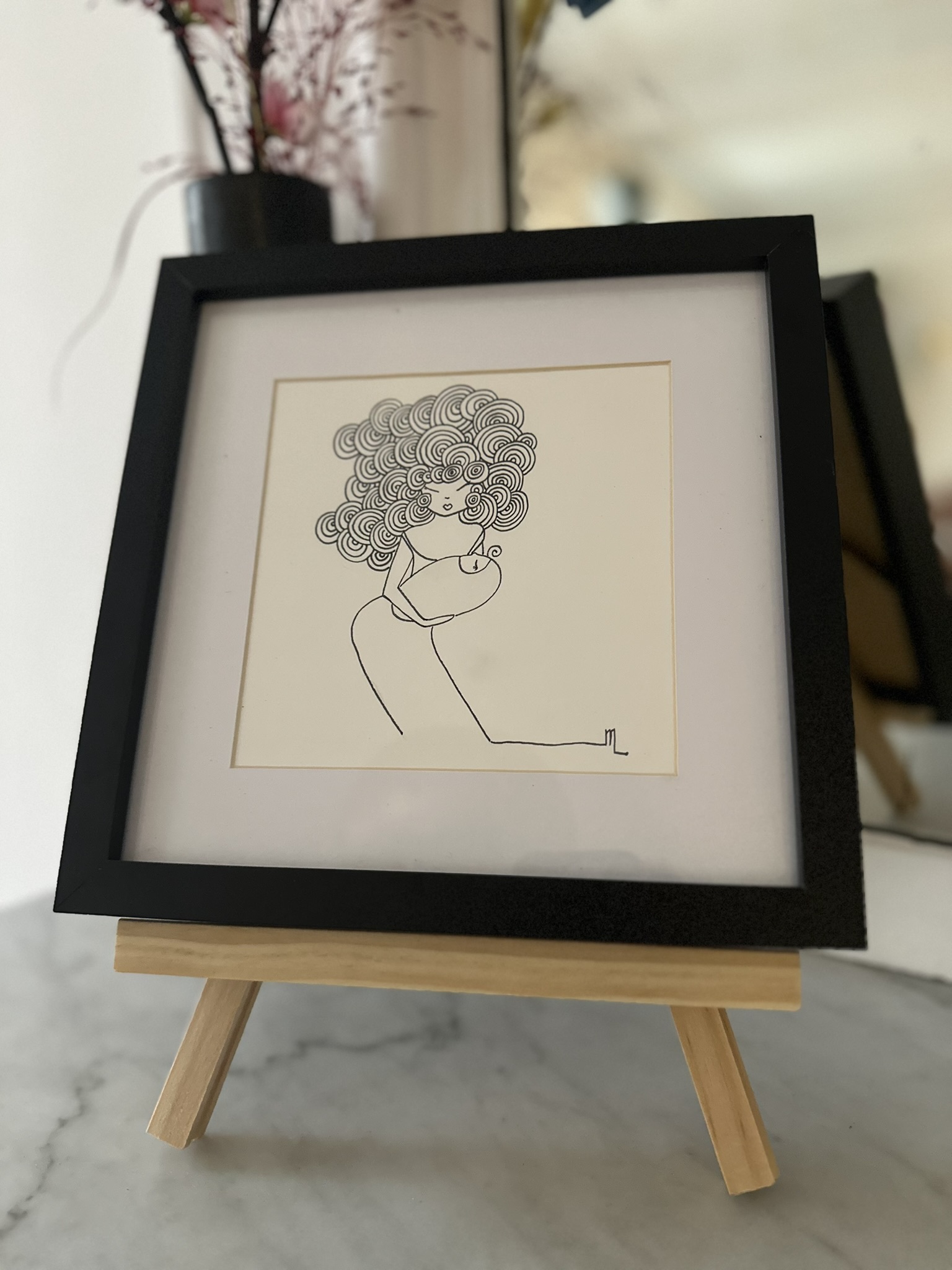 "Hair baby" porte son petit en restant hyper sexy, dessin original de la collection Libérée chez © Les P'tits Q libérés by Mademoiselle Louison®