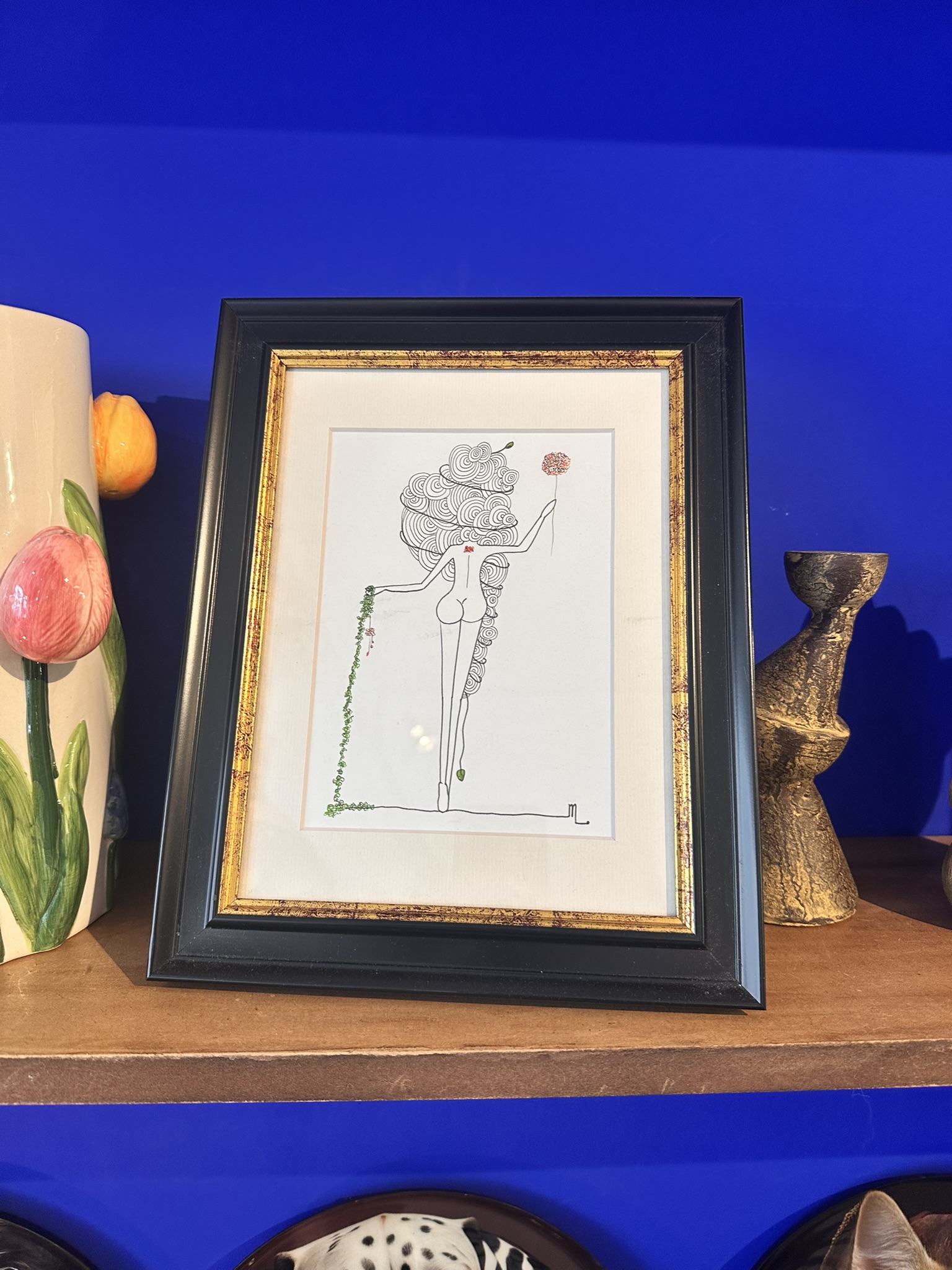 "Callisie" porte son charme naturel comme un flambeau, dessin de la collection Nature chez © Les P'tits Q libérés by Mademoiselle Louison®